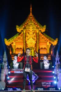 BIB: 401
                            <button type="button" onclick="openModal(22646111)" class="btn btn-primary btn-sm float-right btn-popup" data-toggle="modal" data-target=".modal-high-quality">
                        <i class="fas fa-shopping-cart"></i> Add to Cart
                    </button>
                                            <button type="button" onclick="isThisMe(22646111, true)" class="btn btn-success btn-sm float-right btn-popup btn-isme hidden" data-toggle="tooltip" data-placement="bottom" title="นี่คือรูปของคุณใช่ไหม คลิกที่นี่เพื่อเอาเข้าอัลบั้ม">
                        <i class="fas fa-plus"></i> Add to album
                    </button>
                    <button type="button" onclick="isThisMe(22646111, false)" class="btn btn-warning btn-sm float-right btn-popup btn-isnotme hidden">
                        <i class="fas fa-ban"></i> Remove from album
                    </button>